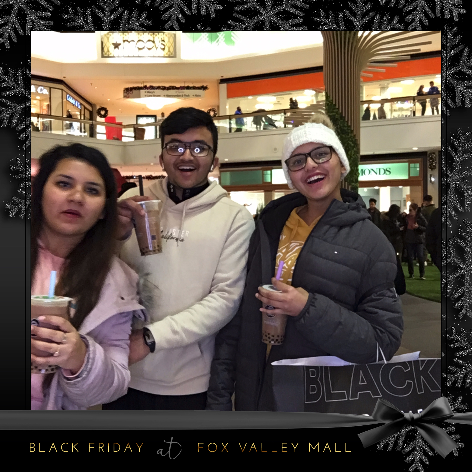 Black Friday | View more photos from the event at events.alfrescophoto.com/u/AlfrescoPhoto/Black-Friday